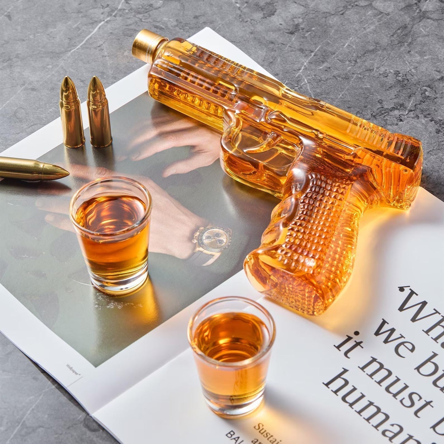 Whisky Bottle - Gun Set Edition with Glasses