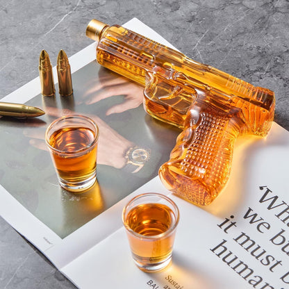 Whisky Bottle - Gun Set Edition with Glasses